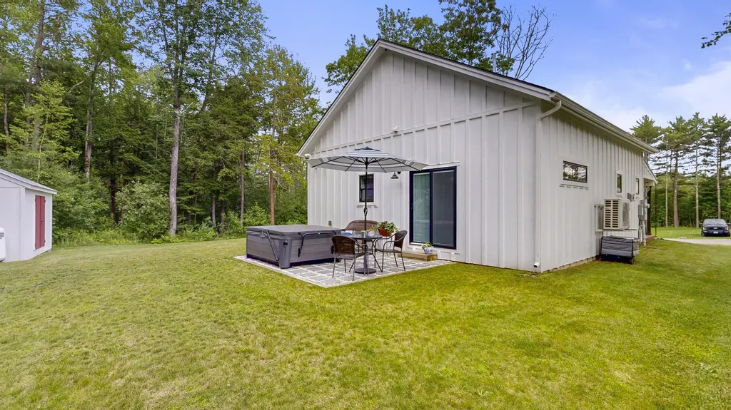 9 Evergreen Lane Richmond ME 04357