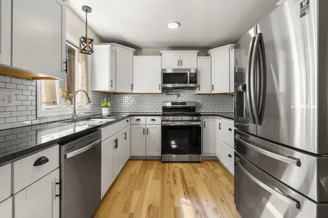 233 5 Islands Road Georgetown ME 04548