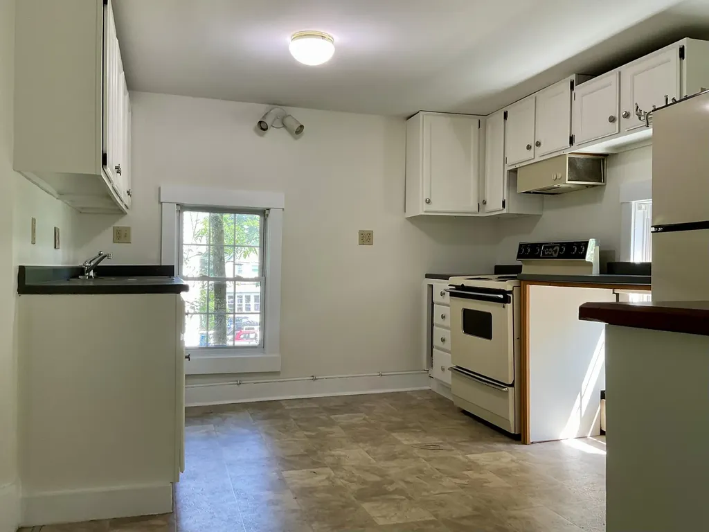 27 Wesley Street Bath ME 04530