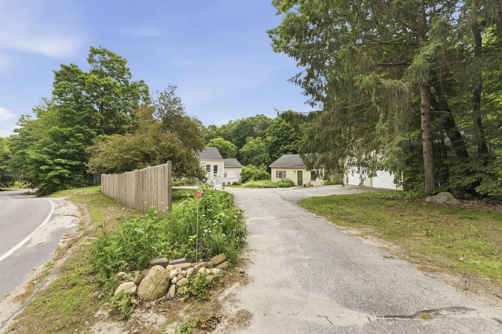76 Depot Road Gray ME 04039