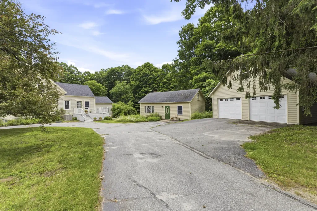 76 Depot Road Gray ME 04039
