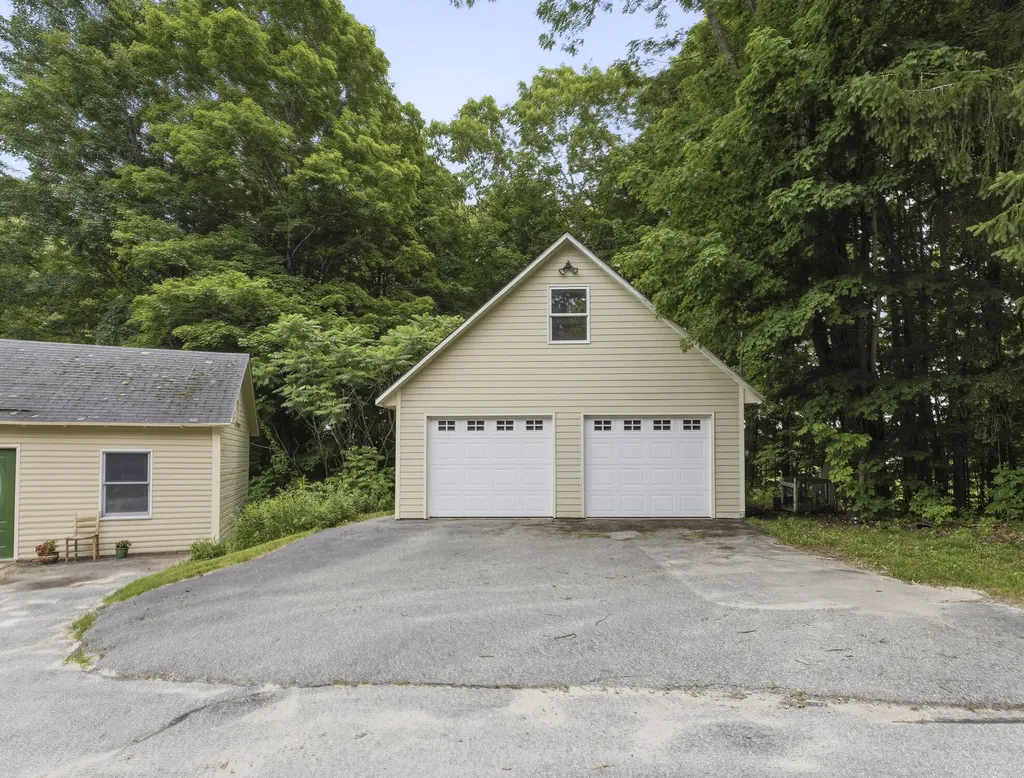 76 Depot Road Gray ME 04039