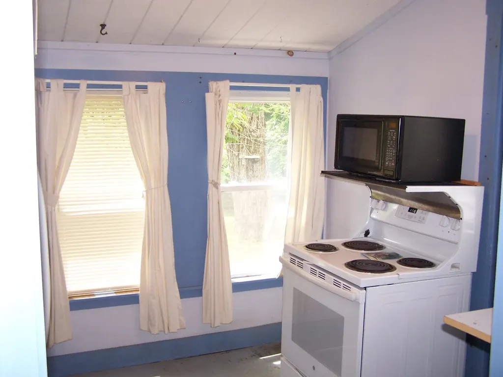 83 Elmwood Road Auburn ME 04210