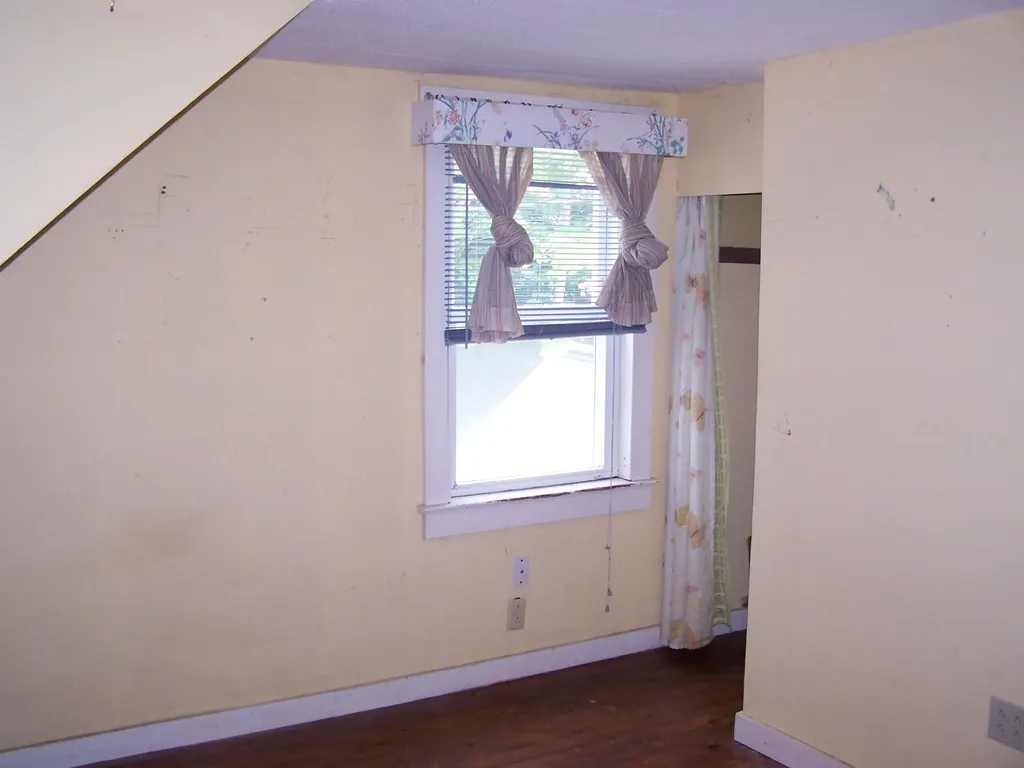 83 Elmwood Road Auburn ME 04210