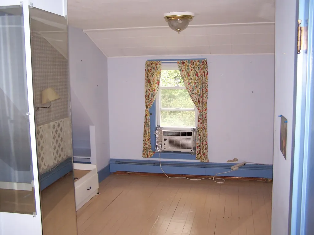 83 Elmwood Road Auburn ME 04210