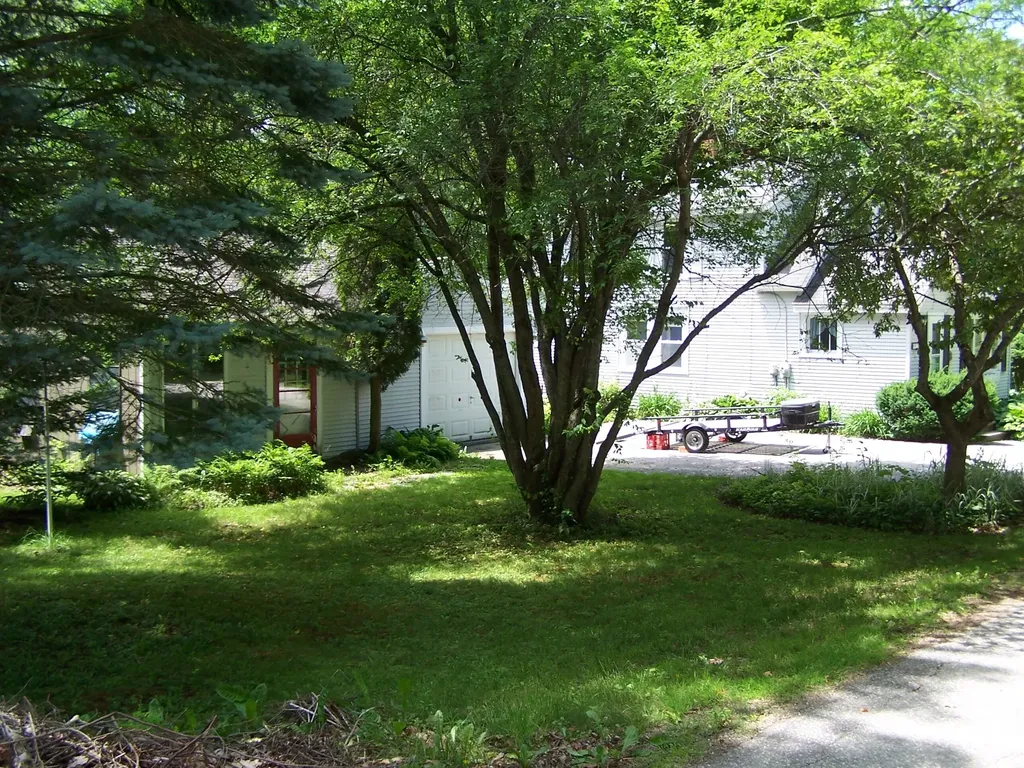 83 Elmwood Road Auburn ME 04210