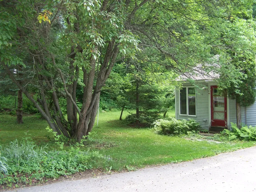 83 Elmwood Road Auburn ME 04210