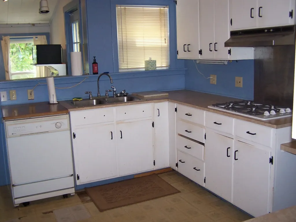 83 Elmwood Road Auburn ME 04210