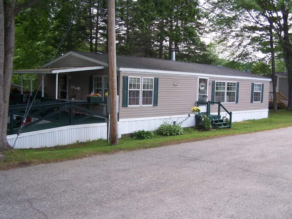 3 Fir Drive Norway ME 04268
