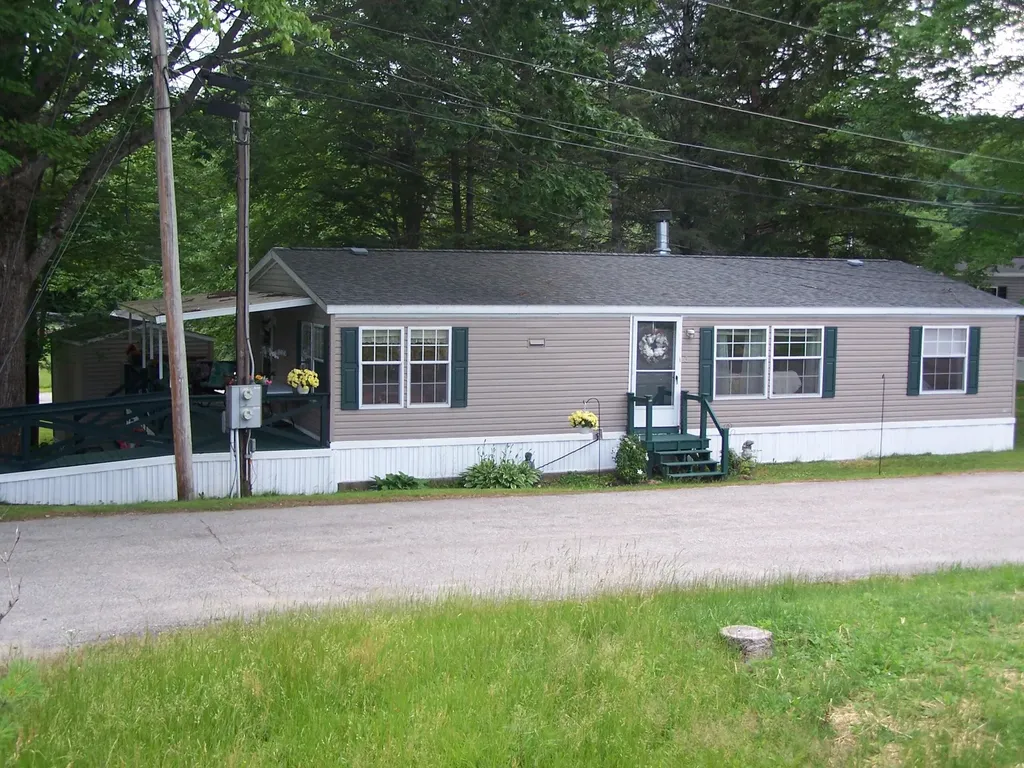 3 Fir Drive Norway ME 04268