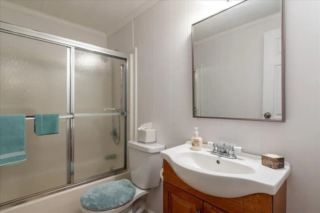 166 Washington Street Camden ME 04843