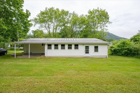 166 Washington Street Camden ME 04843