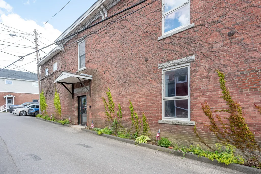 30 Water Street Ellsworth ME 04605