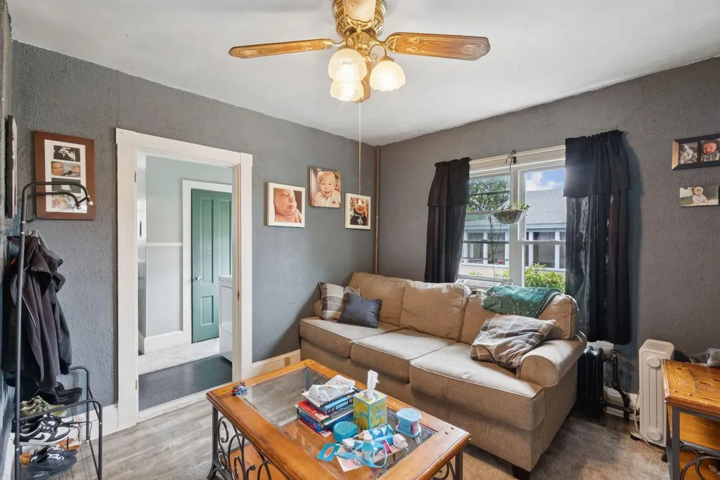 71 Warren Avenue Lewiston ME 04240