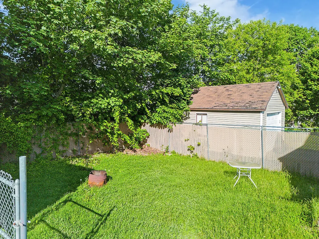 71 Warren Avenue Lewiston ME 04240