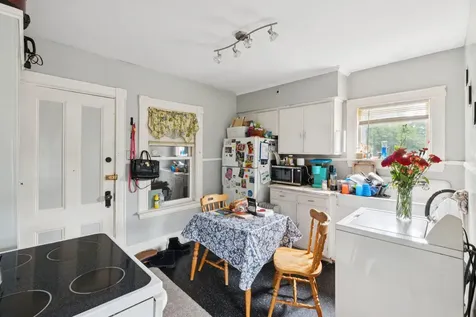 71 Warren Avenue Lewiston ME 04240