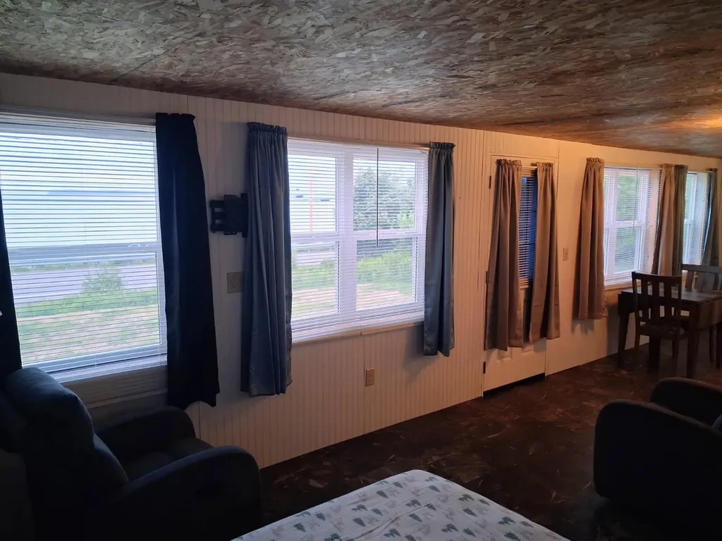 752 Us-1 Robbinston ME 04671