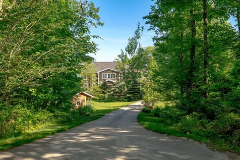 675 Wolfe's Neck Road Freeport ME 04032