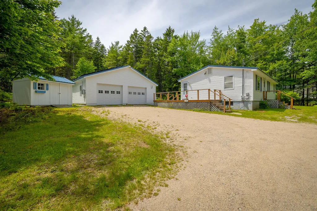 482 West Bay Road Gouldsboro ME 04607