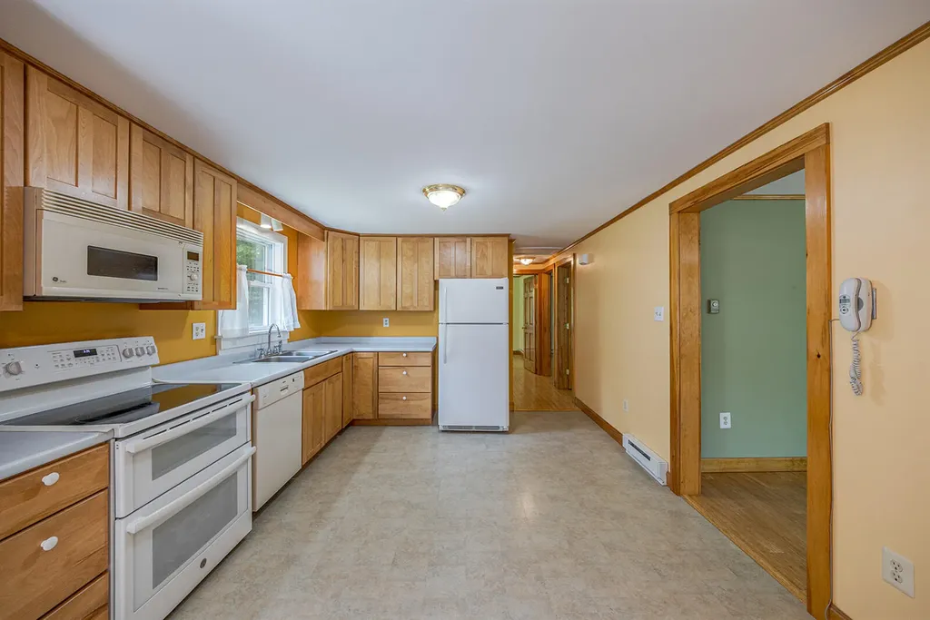 482 West Bay Road Gouldsboro ME 04607