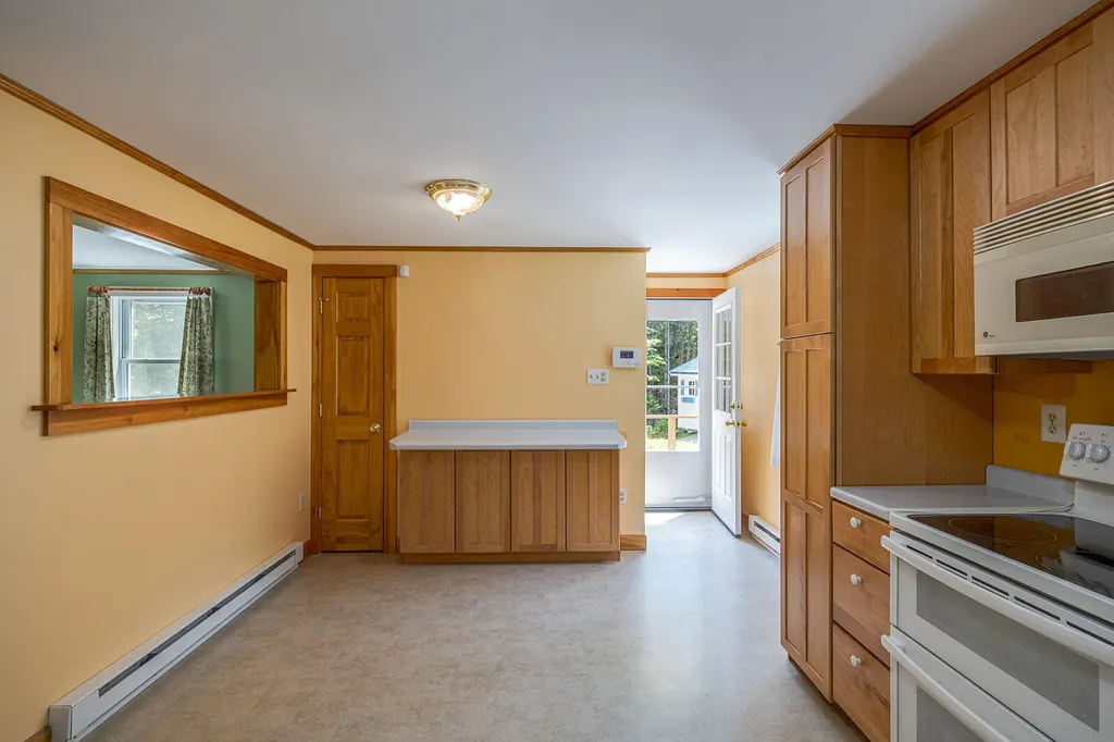 482 West Bay Road Gouldsboro ME 04607