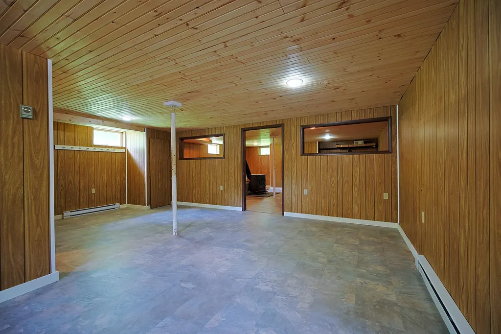 482 West Bay Road Gouldsboro ME 04607