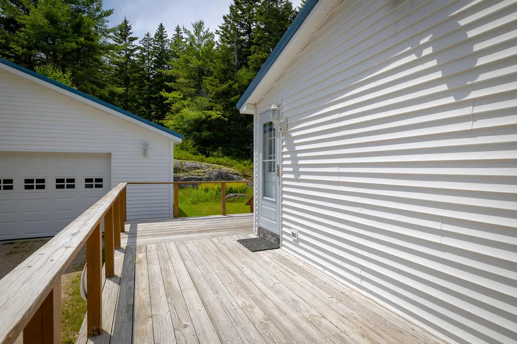 482 West Bay Road Gouldsboro ME 04607
