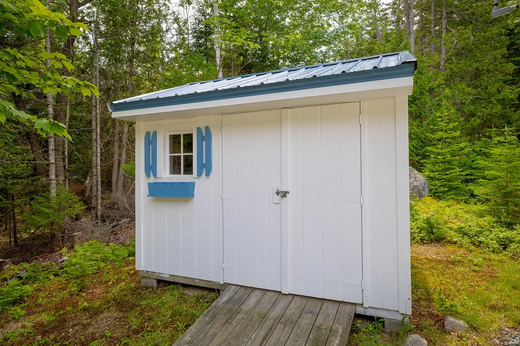 482 West Bay Road Gouldsboro ME 04607