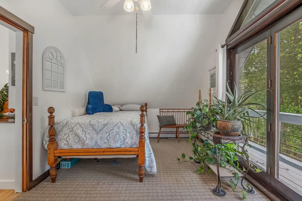15 Cathy Street Augusta ME 04330