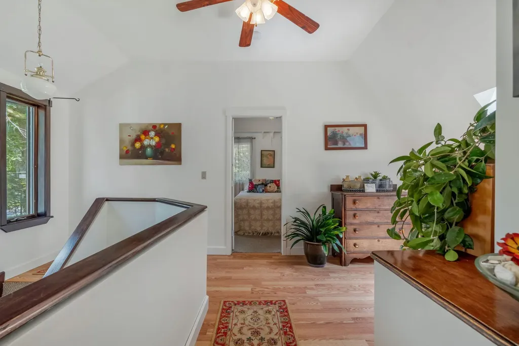 15 Cathy Street Augusta ME 04330