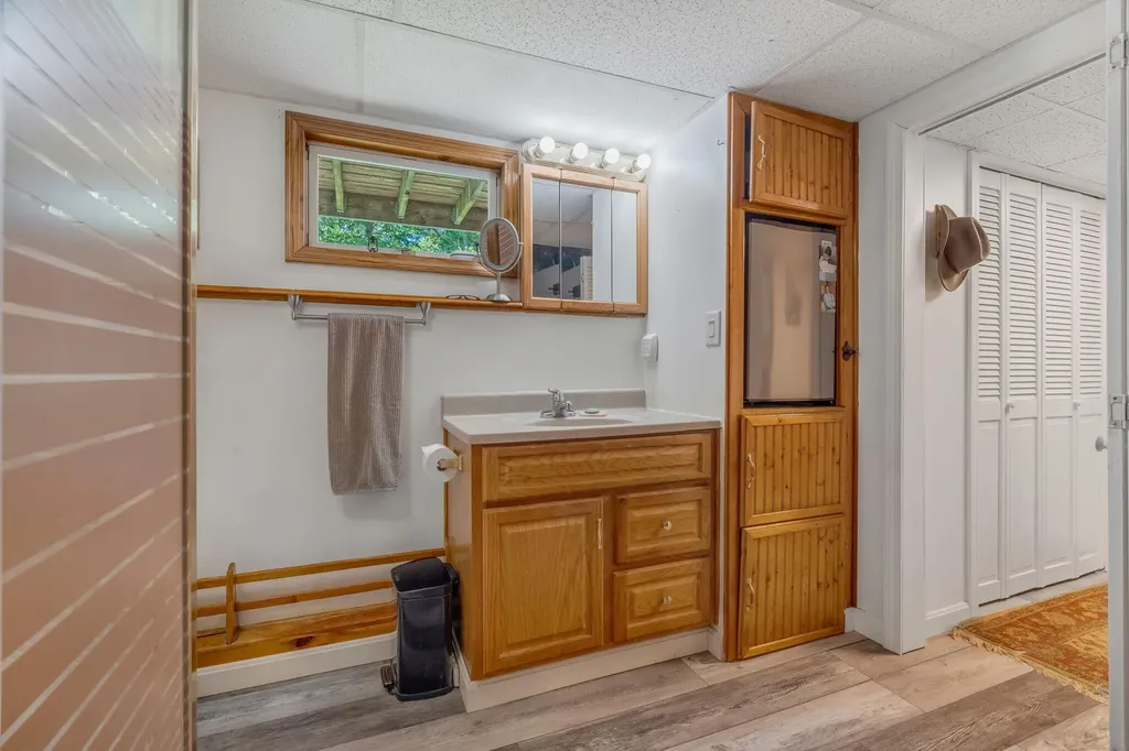 15 Cathy Street Augusta ME 04330