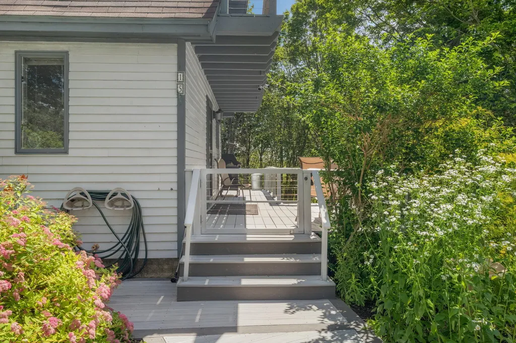 15 Cathy Street Augusta ME 04330