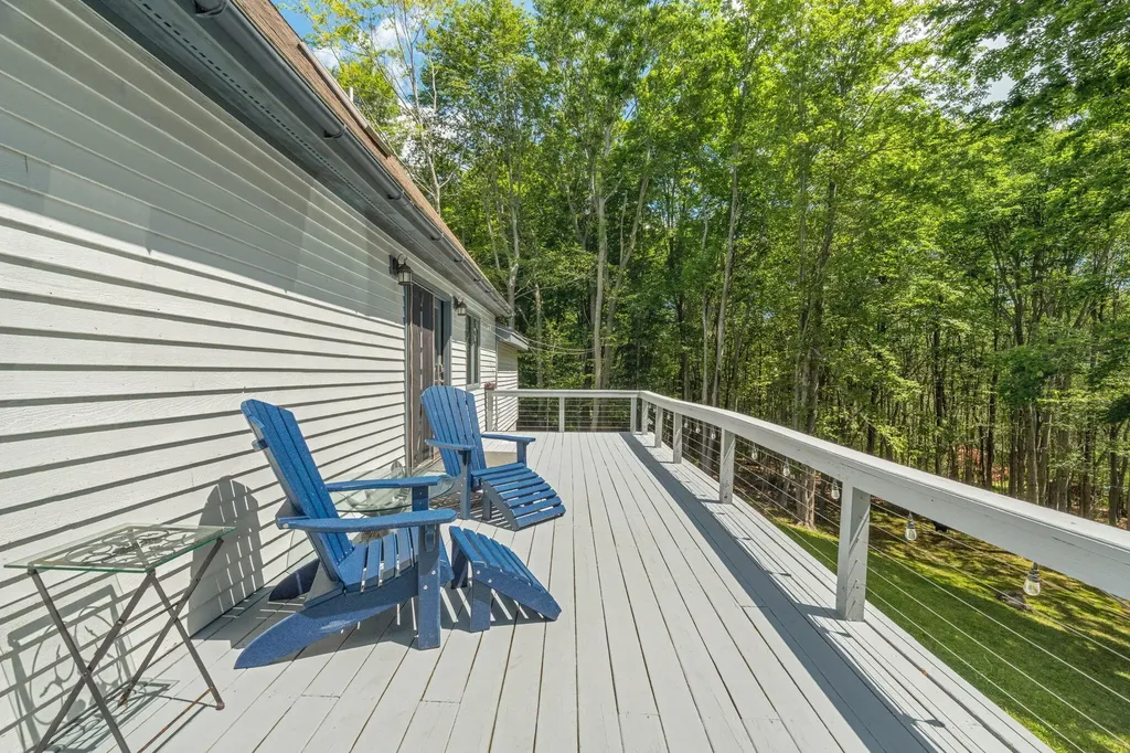 15 Cathy Street Augusta ME 04330