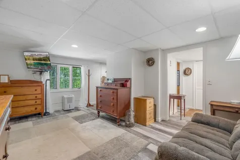 15 Cathy Street Augusta ME 04330