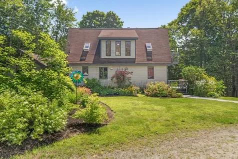 15 Cathy Street Augusta ME 04330