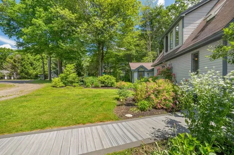 15 Cathy Street Augusta ME 04330