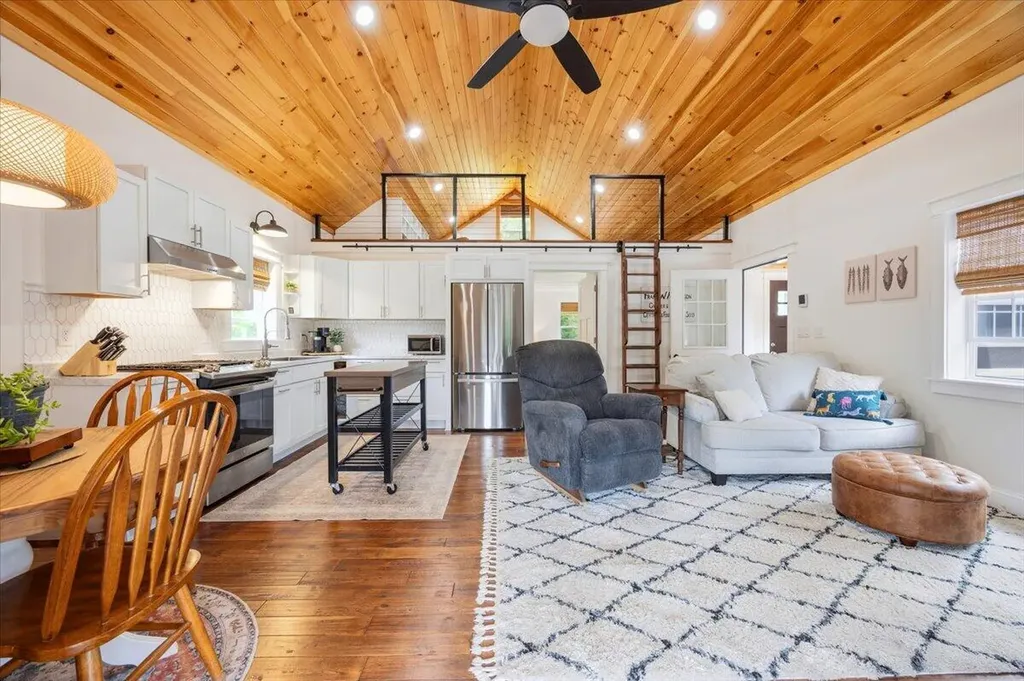 22 Cyr Lane Carmel ME 04419
