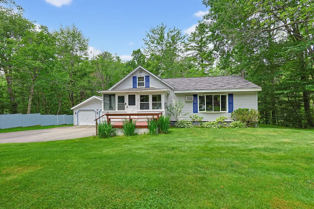 15 White Birch Lane Greene ME 04236