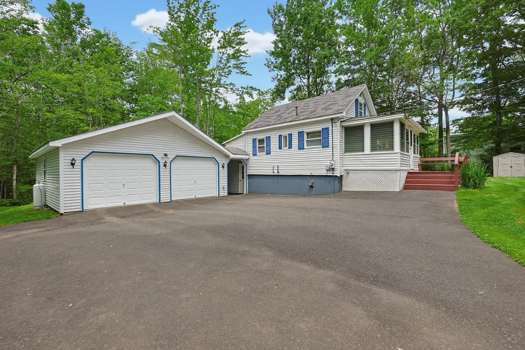 15 White Birch Lane Greene ME 04236