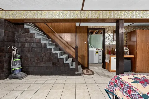 37 Keith Street Chelsea ME 04330