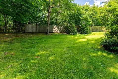 37 Keith Street Chelsea ME 04330