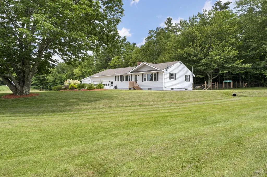 417 Main Street Readfield ME 04355