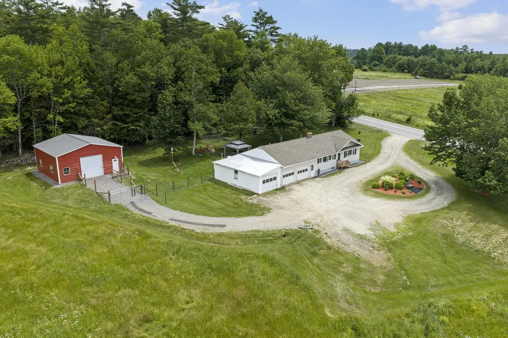 417 Main Street Readfield ME 04355