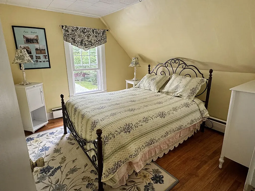 60 Elm Street Gardiner ME 04345