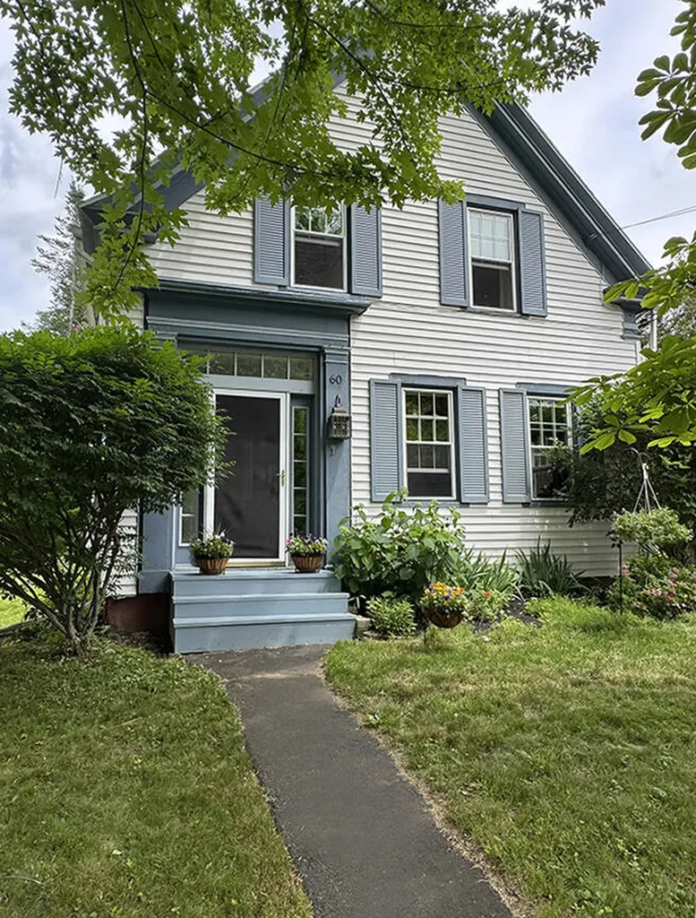 60 Elm Street Gardiner ME 04345