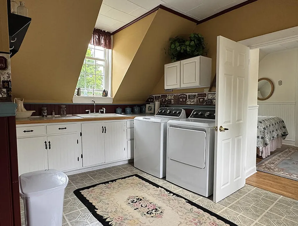 60 Elm Street Gardiner ME 04345