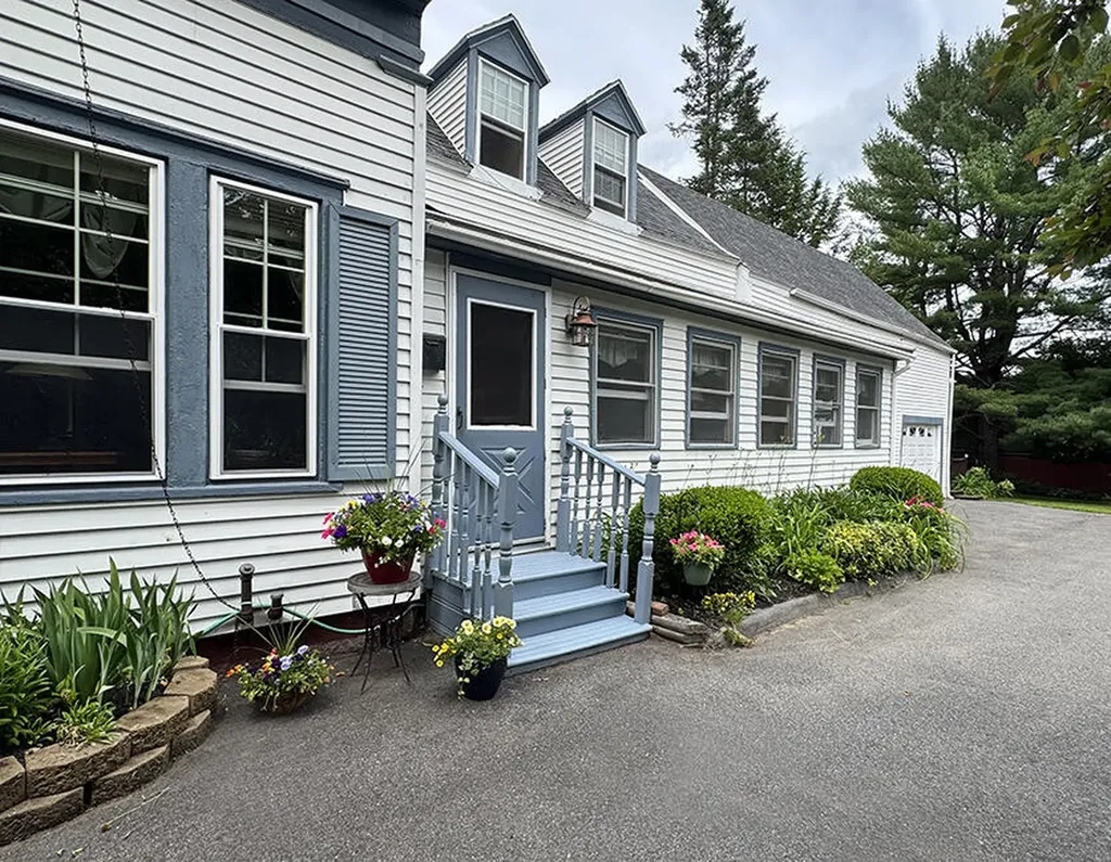 60 Elm Street Gardiner ME 04345