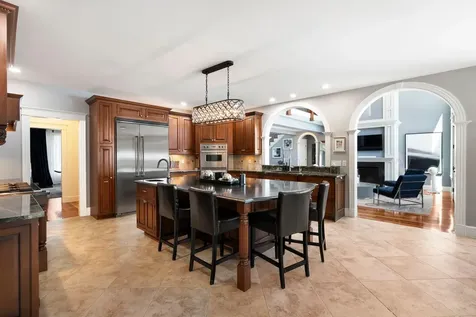 19 Cavendish Way Falmouth ME 04105