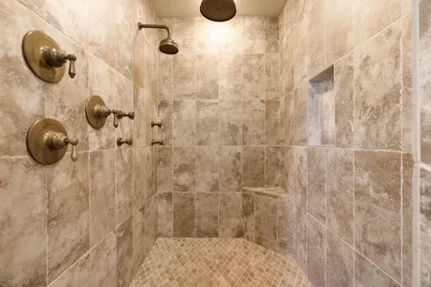 19 Cavendish Way Falmouth ME 04105