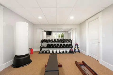 19 Cavendish Way Falmouth ME 04105